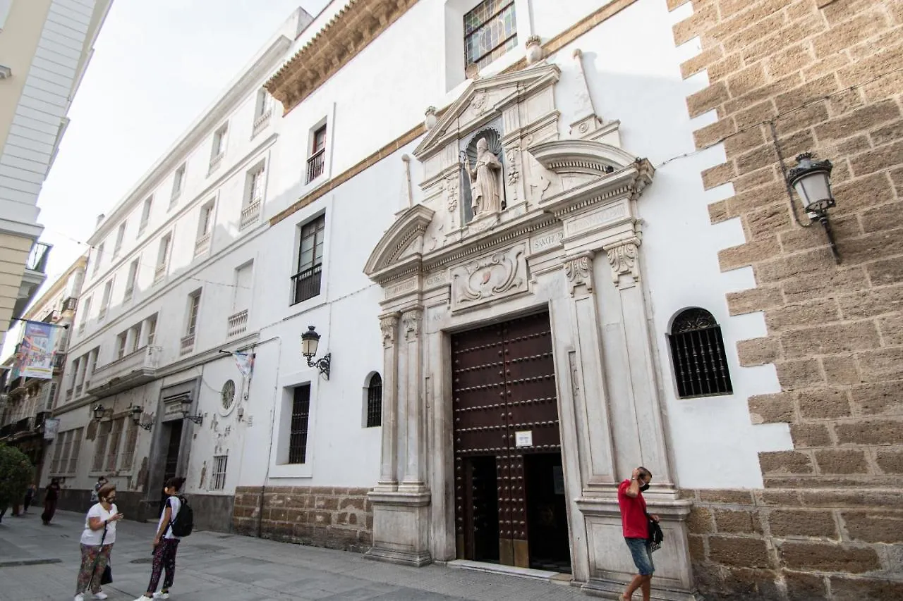 Apartment Apartamento Colon En Cadiz Spain