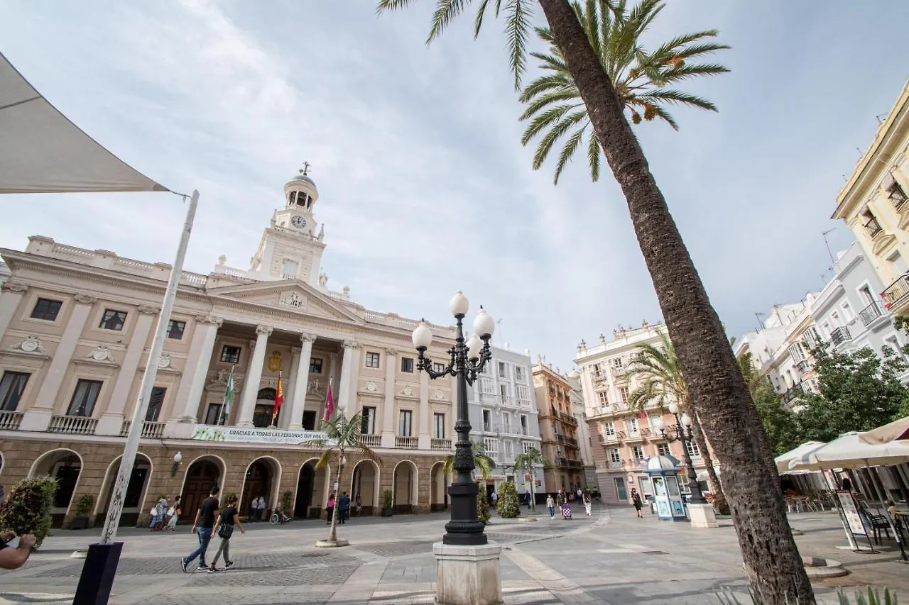 Apartamento Colon En Cadiz 0*,